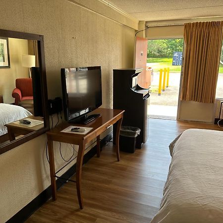 Daniel Boone Motor Inn ไพค์วิลล์ ภายนอก รูปภาพ